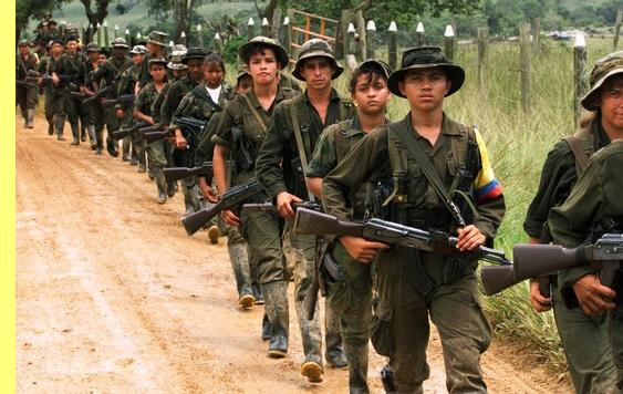 Combatentes das FARC.